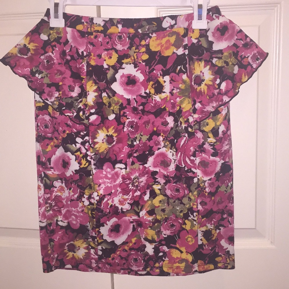 Xhilaration peplum floral skirt